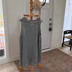 Black & White Striped Sleeveless Dress